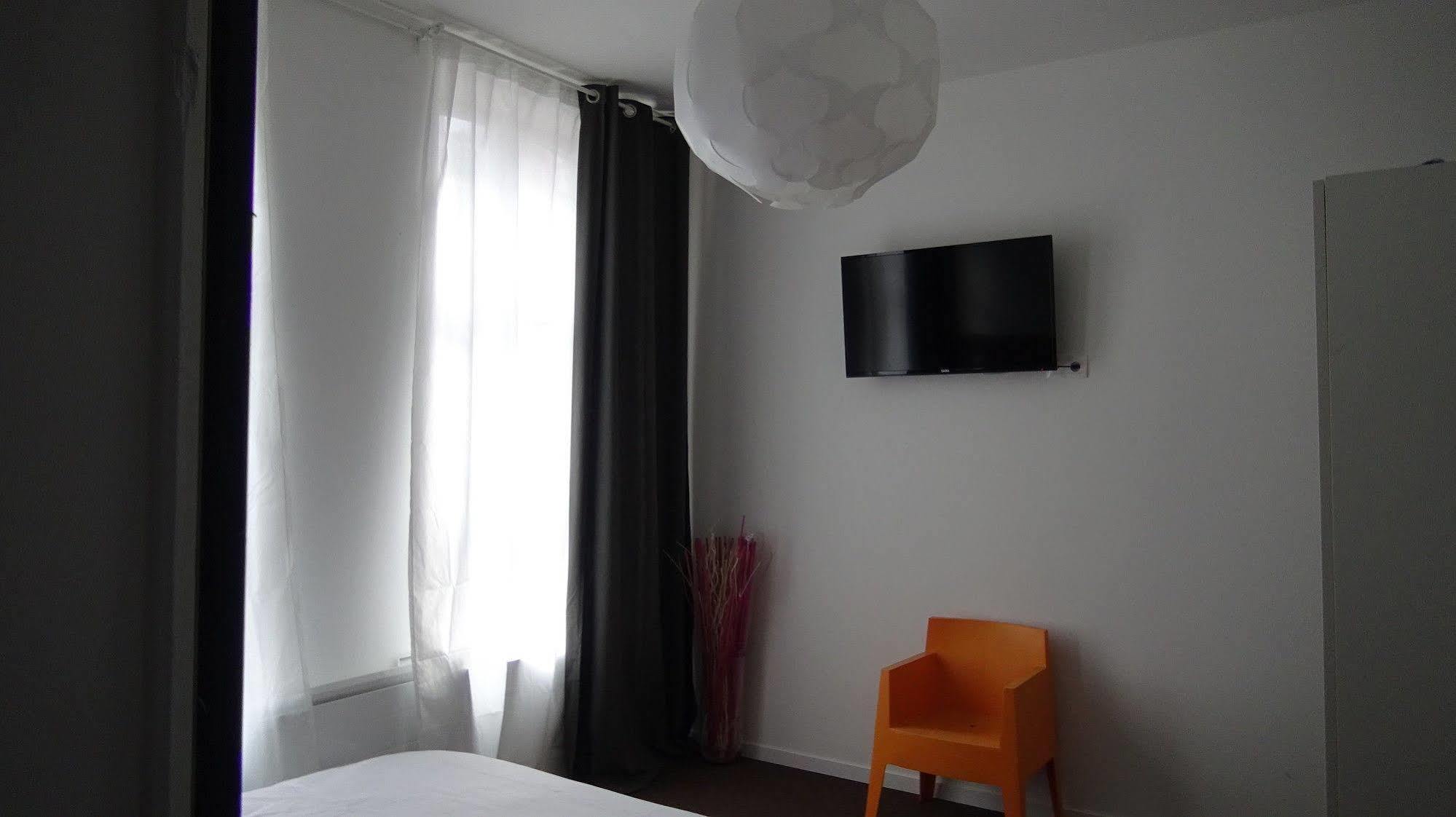 Nationale Appart Hotel Лил Екстериор снимка