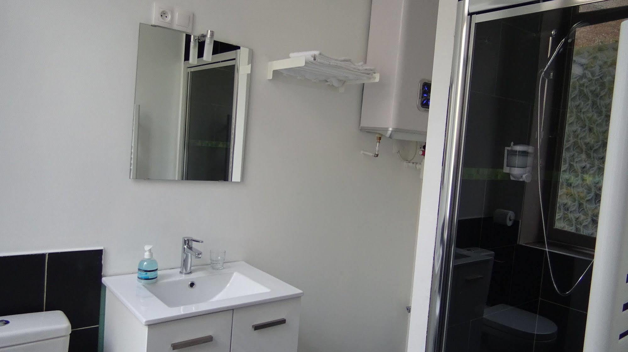 Nationale Appart Hotel Лил Екстериор снимка